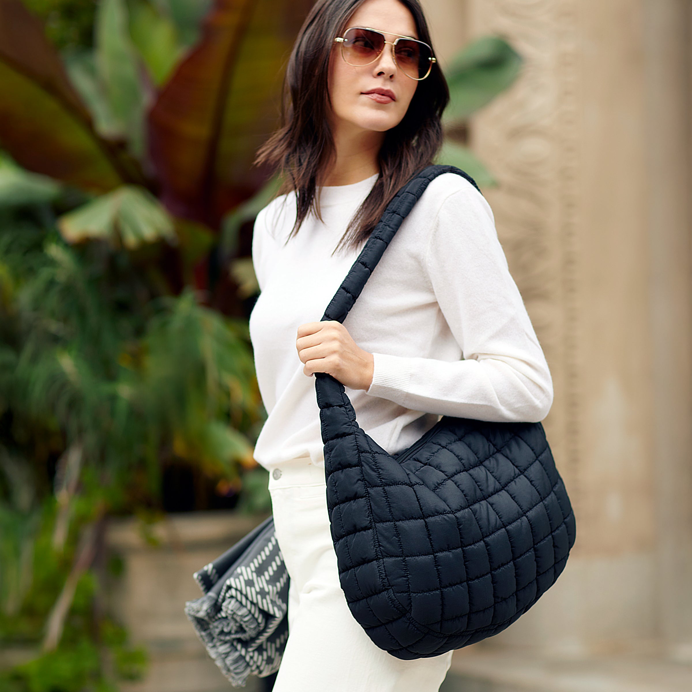 Cloud 9 Puffer Crossbody Bag - Black – Youzey