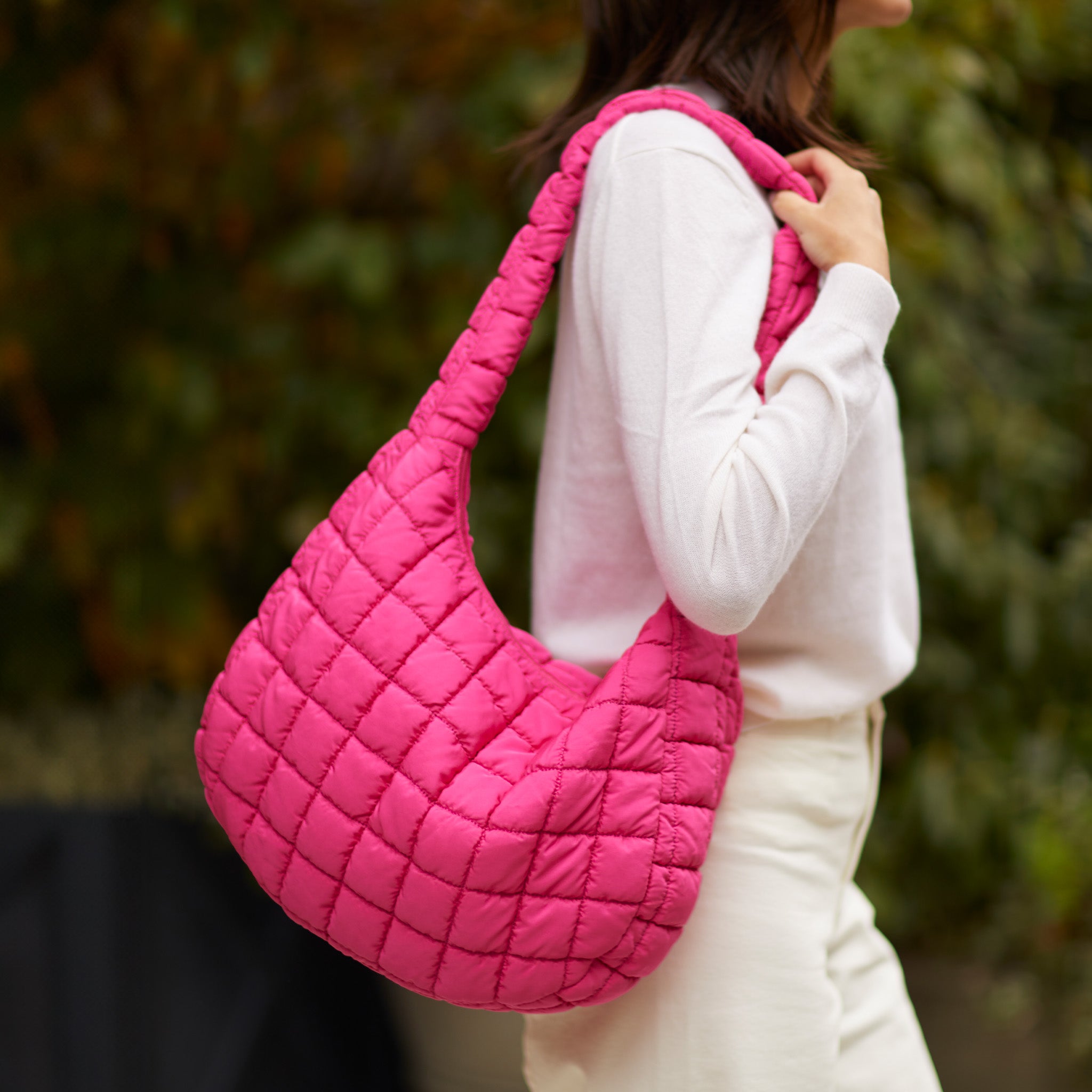 ショルダーバッグ・ポシェット LEATHERY CLOUD PADDING BAG [2 COLOR] Amazon.com: Women Large Quilted Puffer Tote Bag Puffy Padded