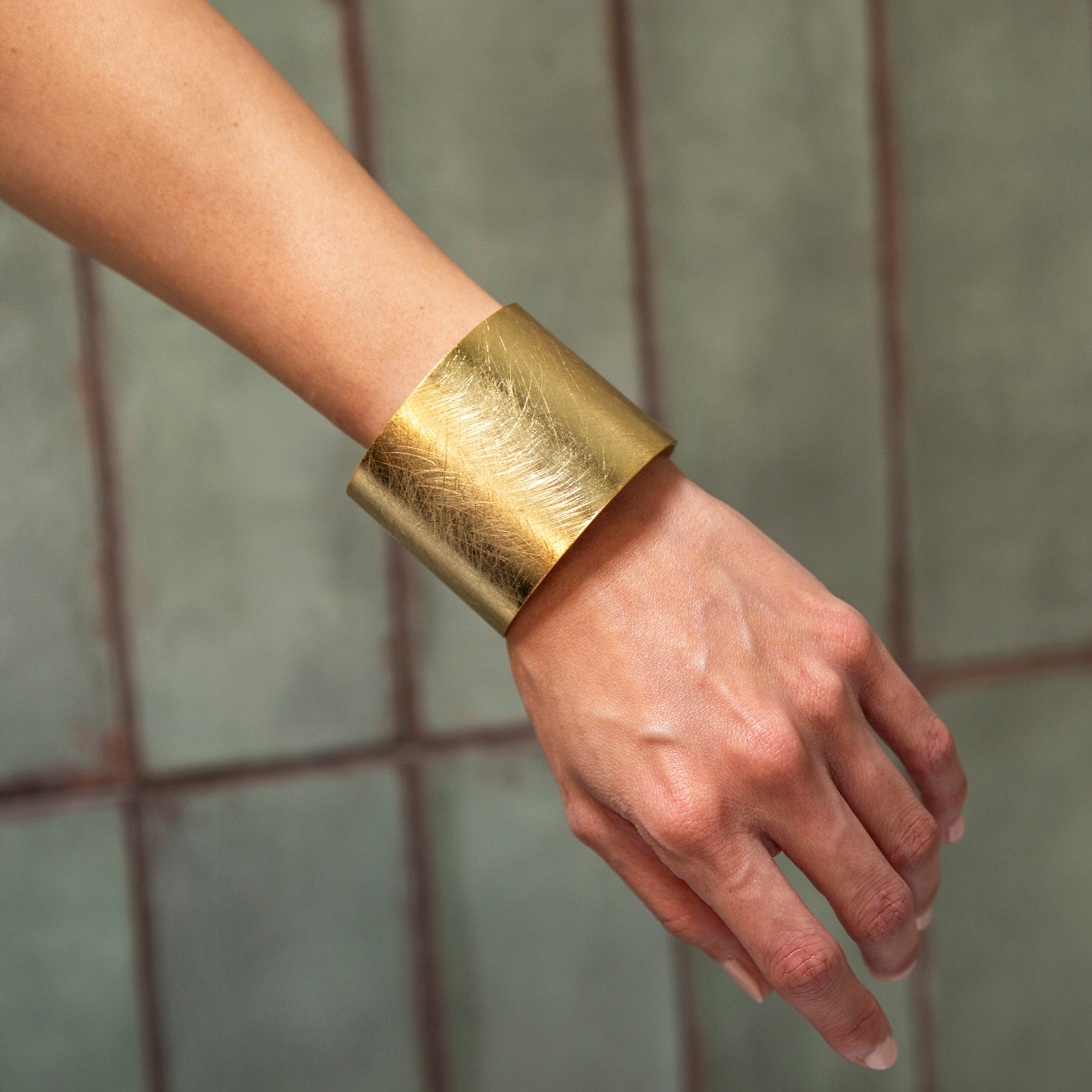 メキシカンジュエリー Hammered Cuff Bracelet YZJ11.jpg?crop=center&height=